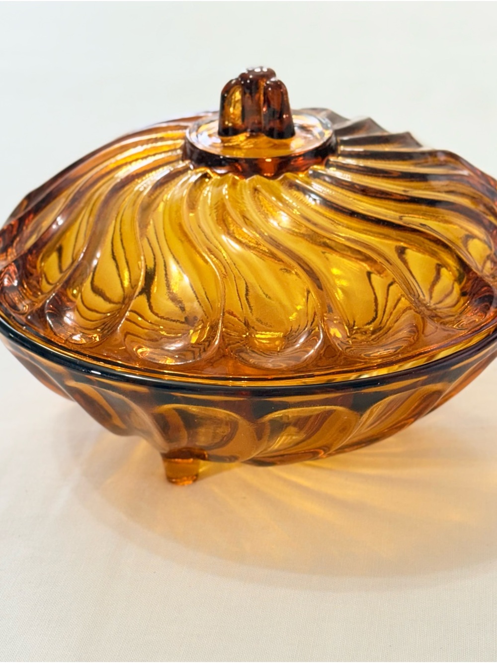 Vintage Nadir Figueiredo Amber Glass Lidded Candy Dish - Picture 4 of 13